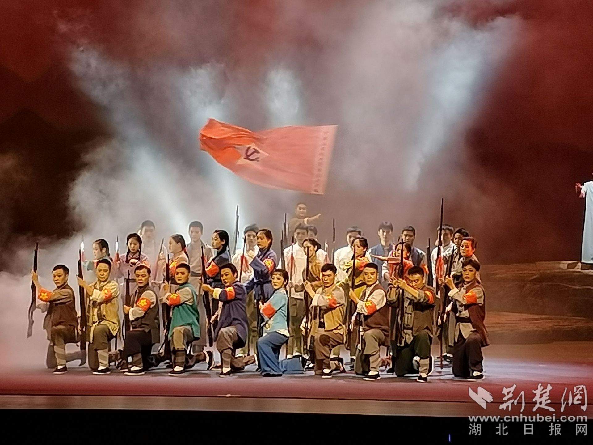 北路子花鼓戲《大悟烽火》展演現(xiàn)場。.jpeg.jpeg