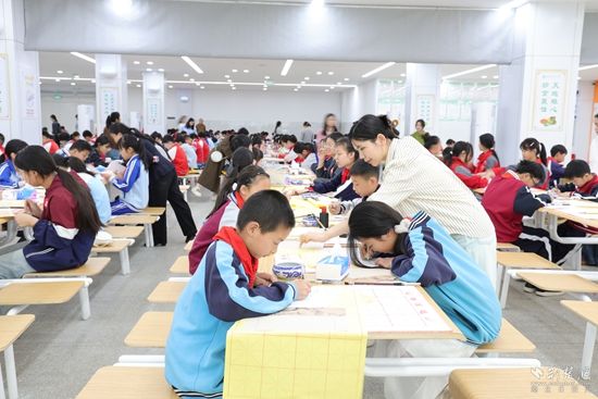 筆試現(xiàn)場01.jpg.jpg